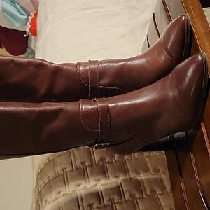 Essex Lane Morgan Brown Mahogany Leather Heels Boots size 8.5